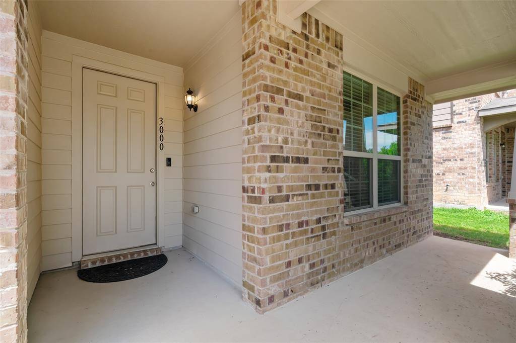 3000 Coyote Canyon Trail, Fort Worth, TX 76108