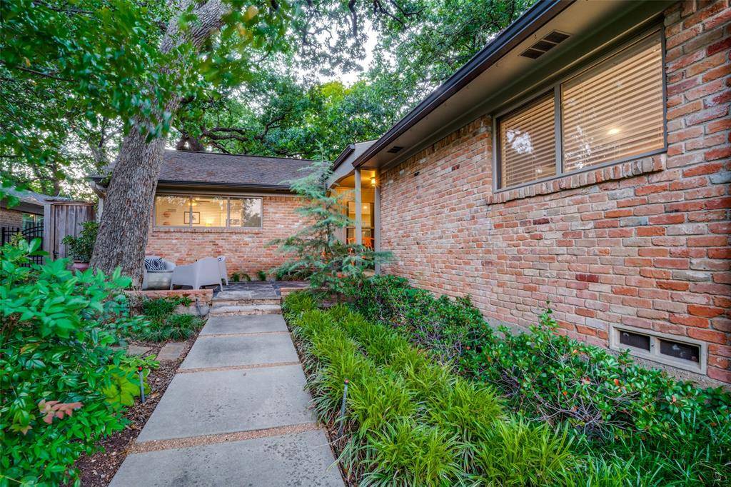 1513 Cedar Hill Avenue, Dallas, TX 75208