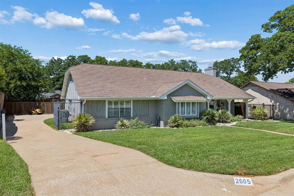 2605 Collard Road, Arlington, TX 76017