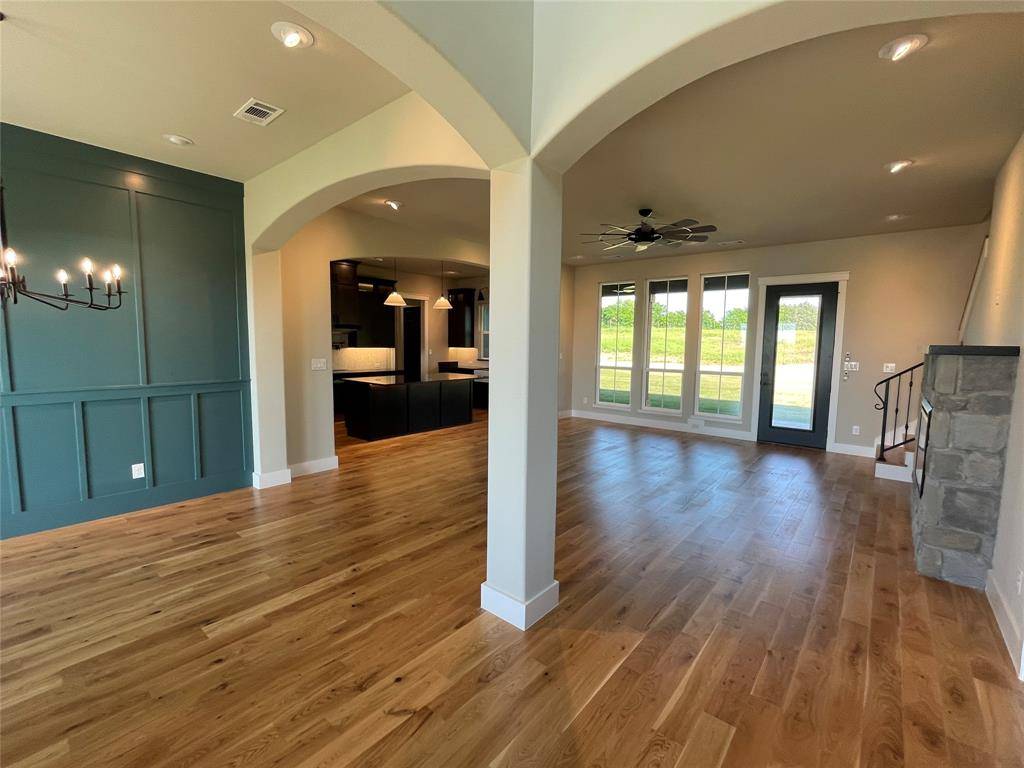 4 Dixie Estates Way, Whitesboro, TX 76273