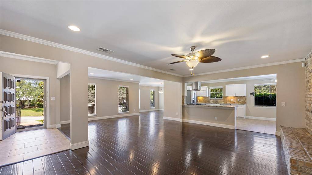 1101 Montego Road, Fort Worth, TX 76116