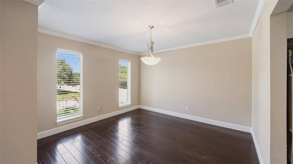 1101 Montego Road, Fort Worth, TX 76116
