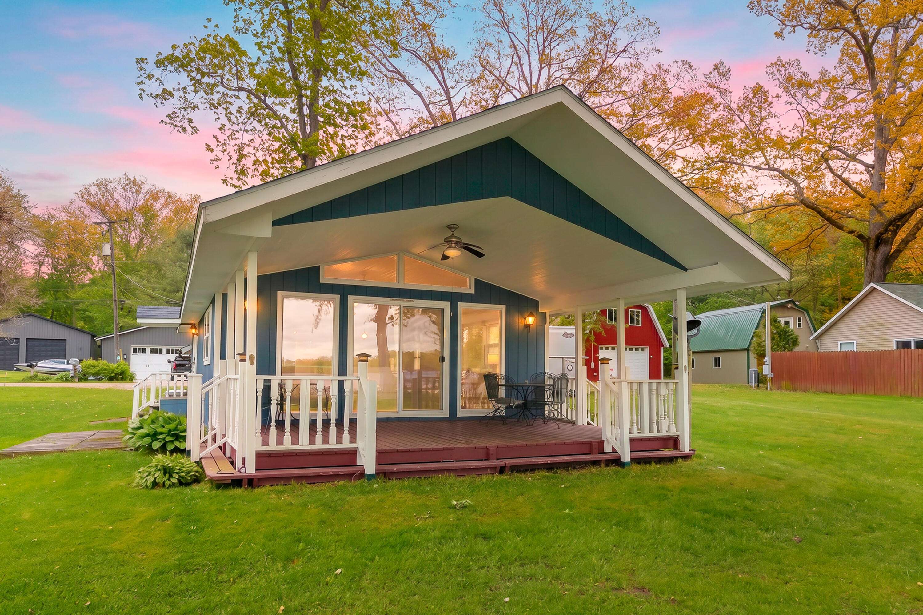 3055 Baseline RD, Trowbridge Twp, MI 49055