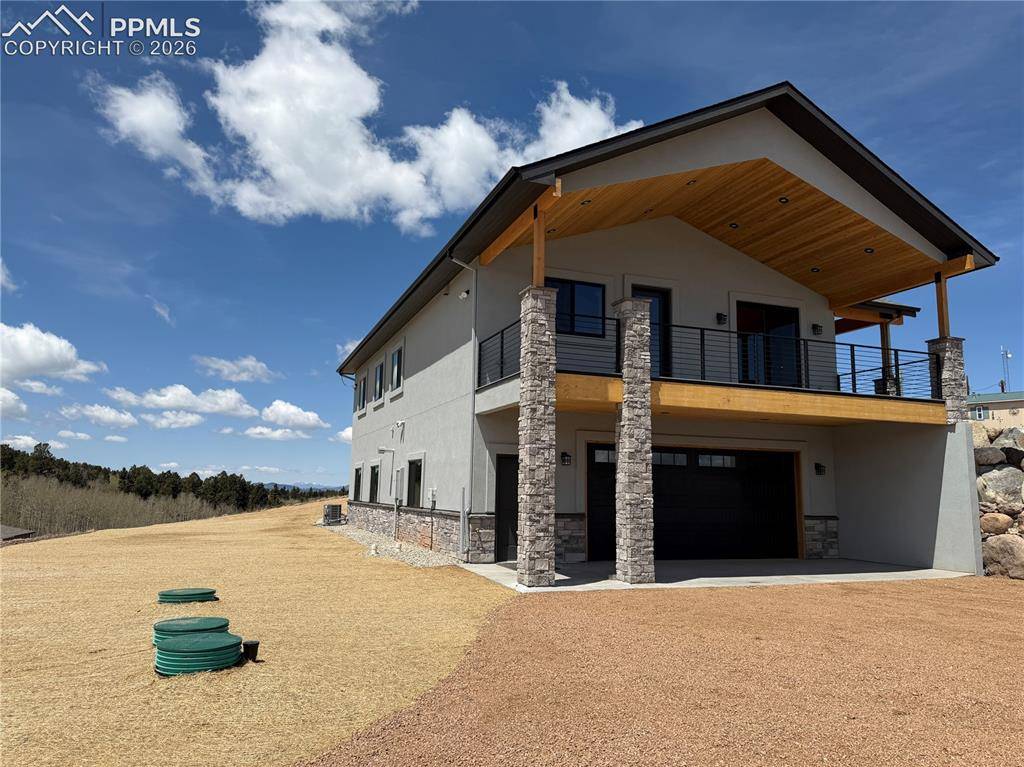538 Friar Tuck DR, Divide, CO 80814