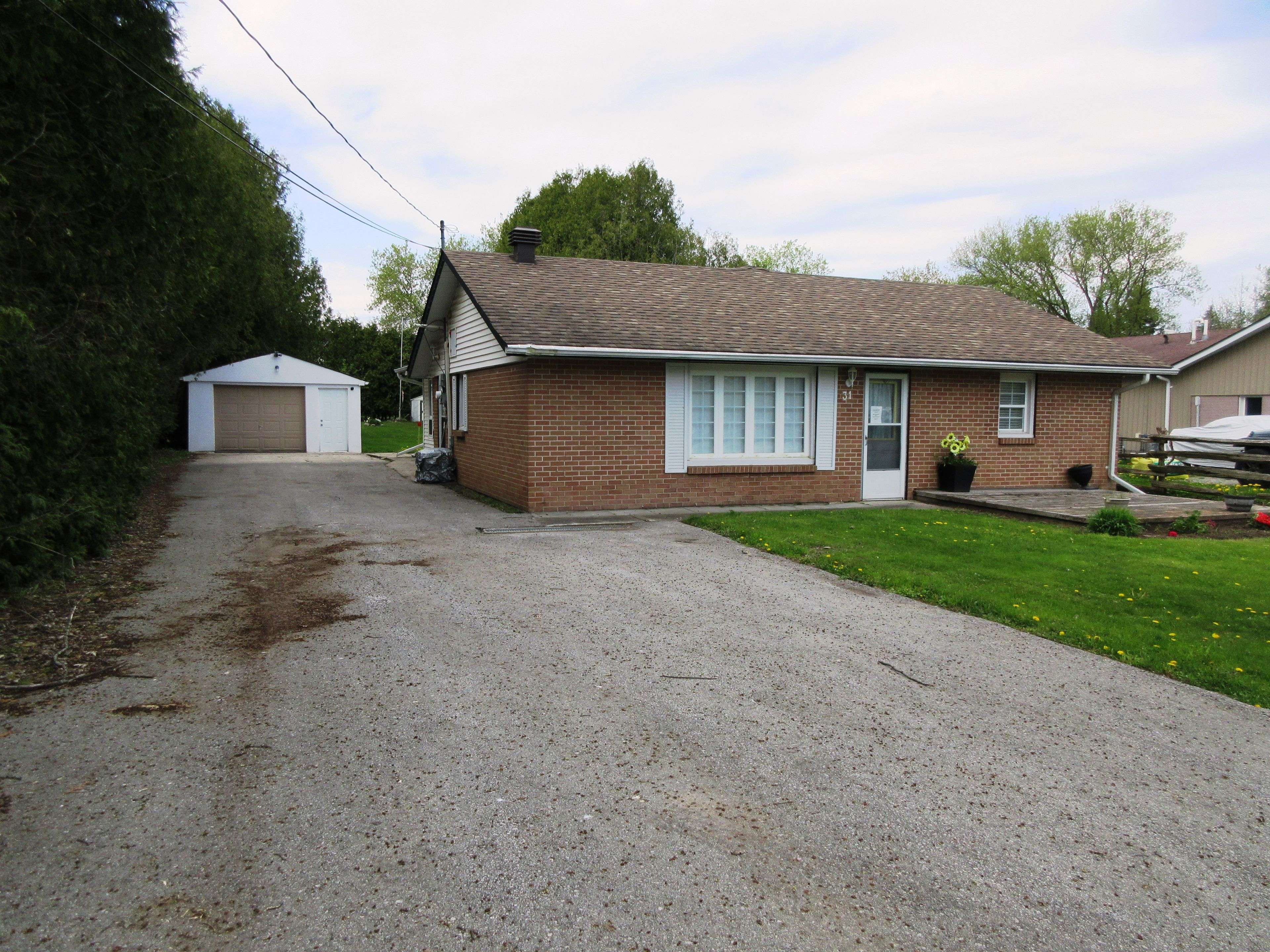 31 River DR, Essa, ON L3W 0G8