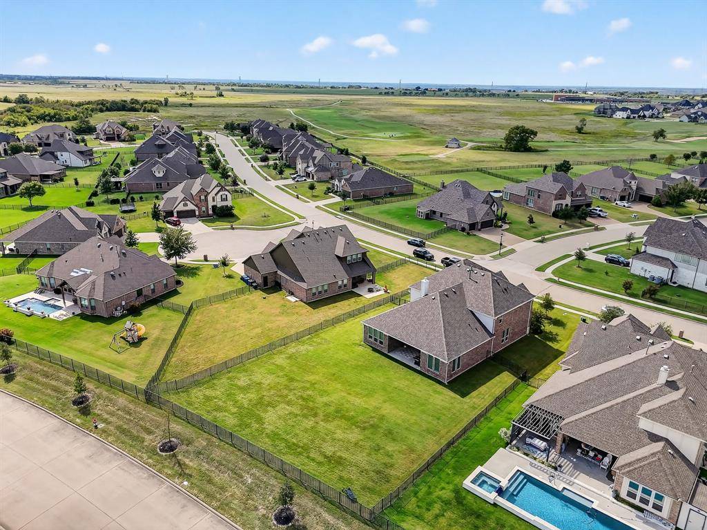 1420 Wolf Ridge Run, Gunter, TX 75058