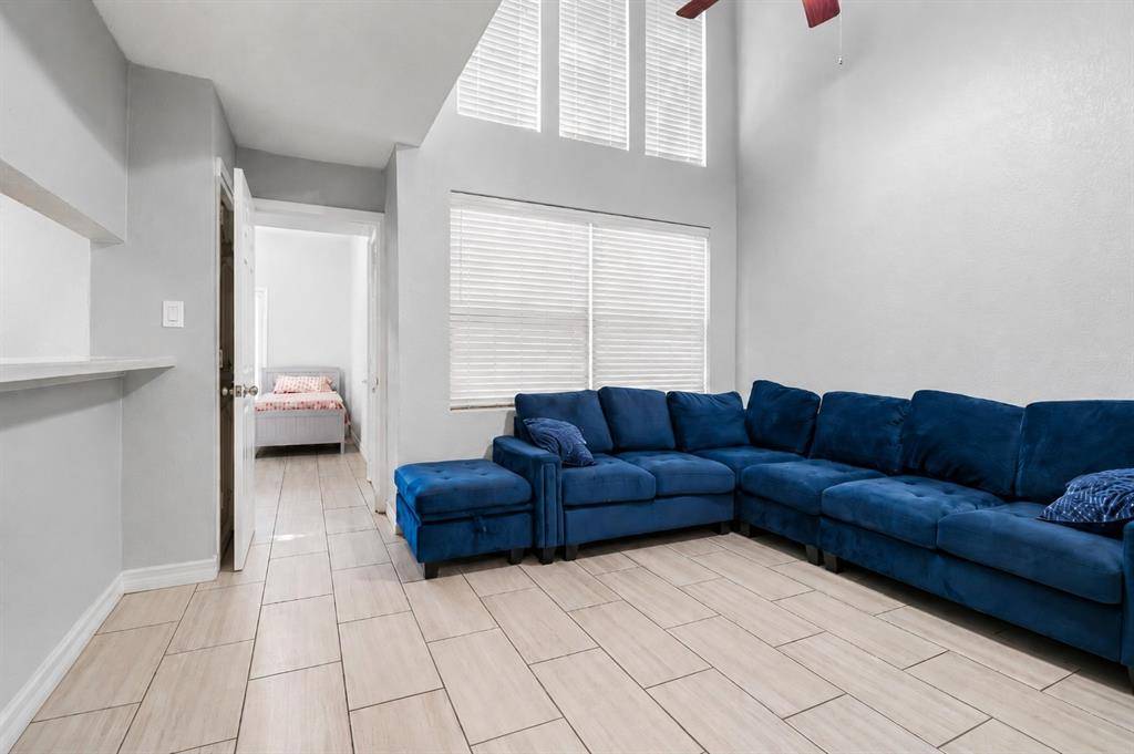 9607 Walnut Street #11107, Dallas, TX 75243