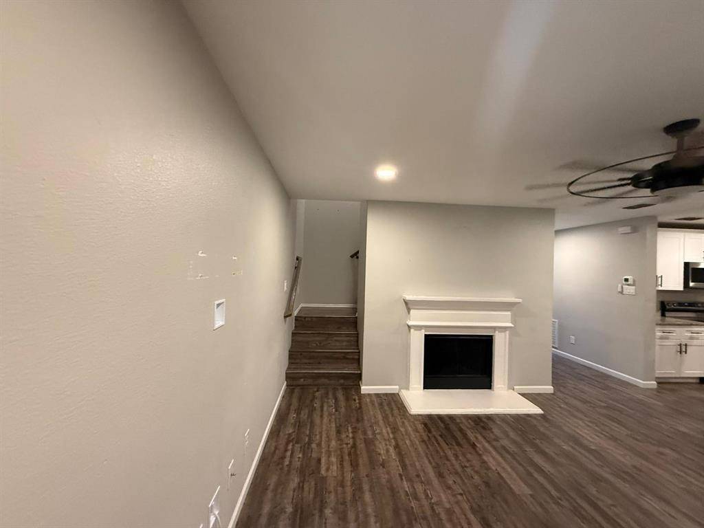 1112 Beaverwood Lane, Crowley, TX 76036
