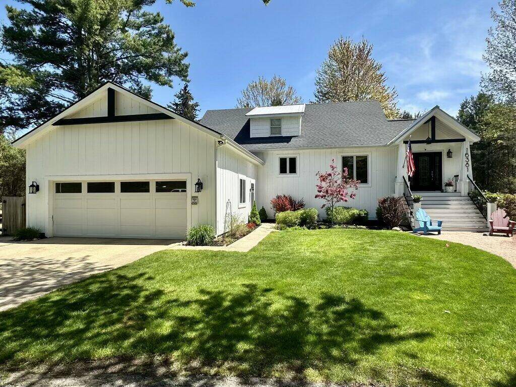 16381 Greenly ST, Park Twp, MI 49424