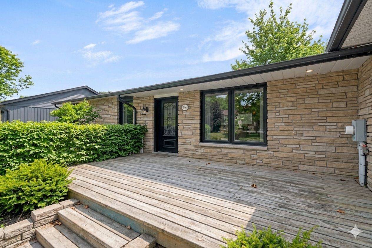 44 McClellan RD, Caledon, ON L7K 0C8