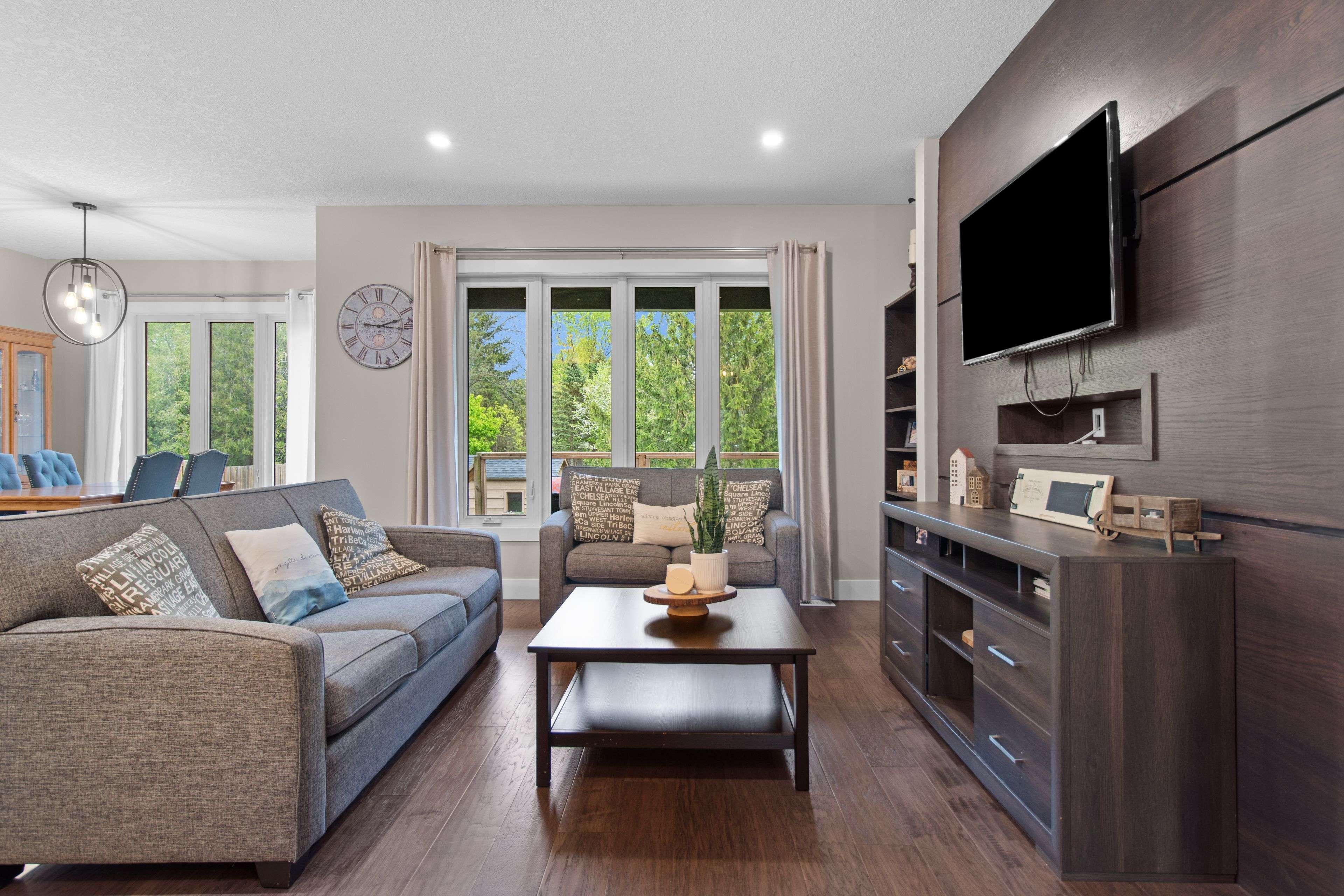 60 Tanya DR, Southwest Middlesex, ON N0L 1M0