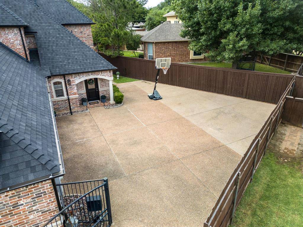 1104 Riverwalk Court, Colleyville, TX 76034