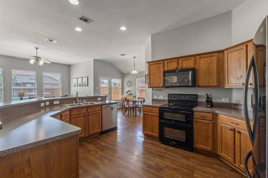 13220 Padre Avenue, Fort Worth, TX 76244