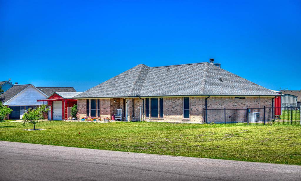8932 County Road 4116, Kaufman, TX 75142