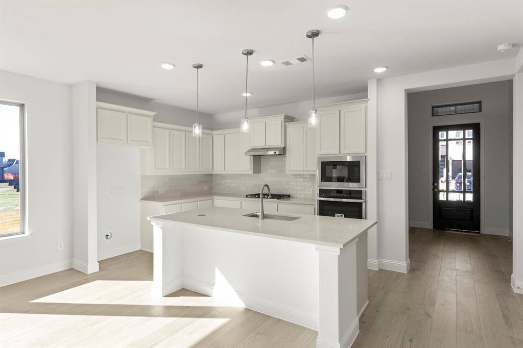 4401 Glenn Springs Way, Little Elm, TX 75068