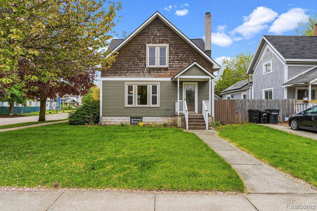 305 N Almont AVE, Imlay City, MI 48444
