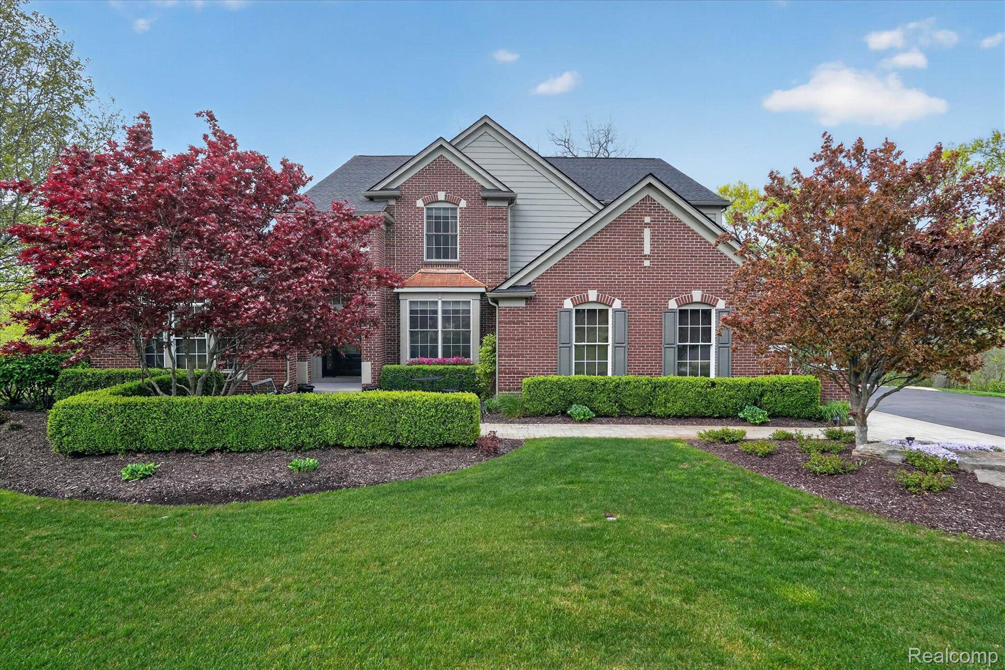9074 Ridgefield DR, Brighton Township, MI 48114