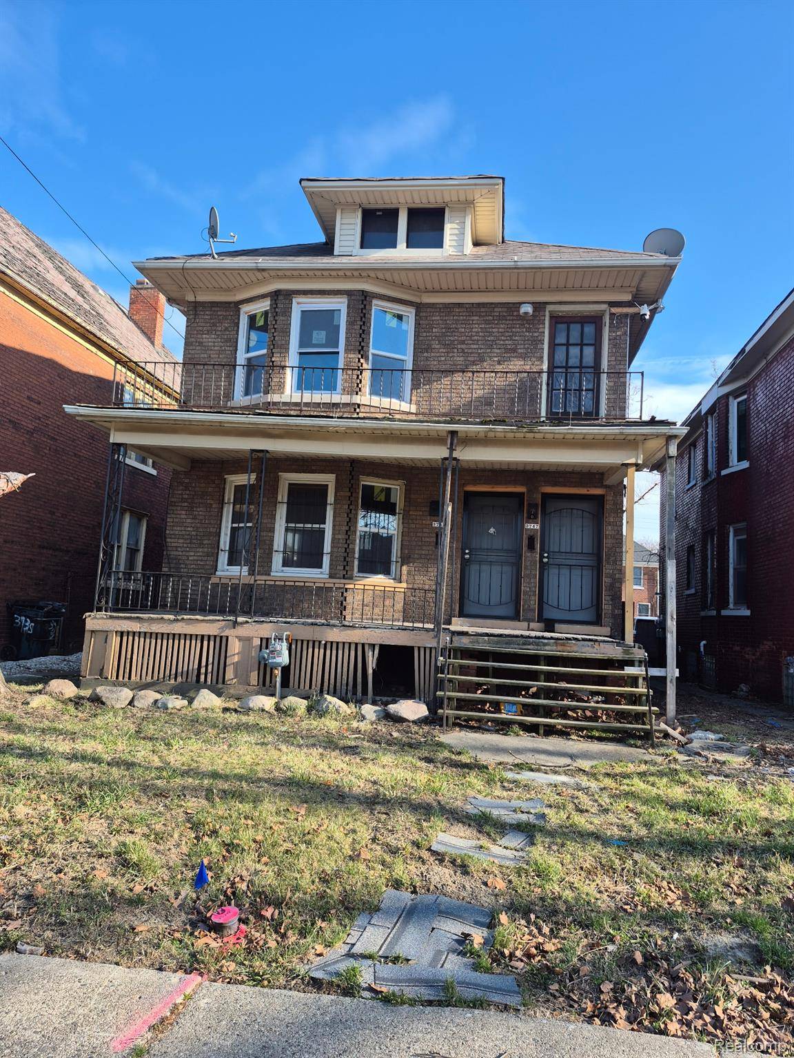 3745 Hogarth ST, Detroit, MI 48206