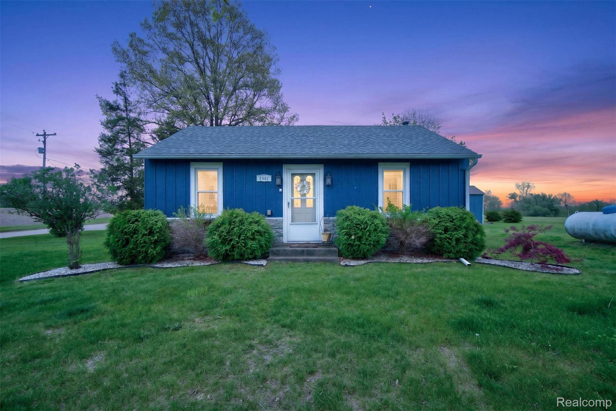 4901 Ann Arbor RD, Leoni Township, MI 49201