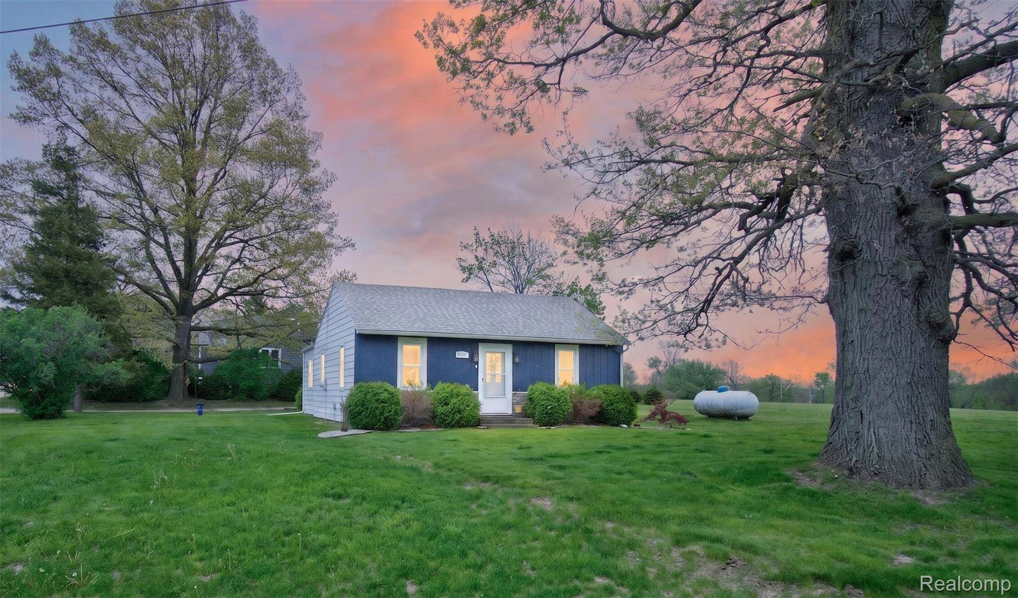 4901 Ann Arbor RD, Leoni Township, MI 49201