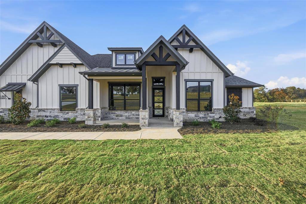 189 Rio Rancho Drive, Decatur, TX 76234