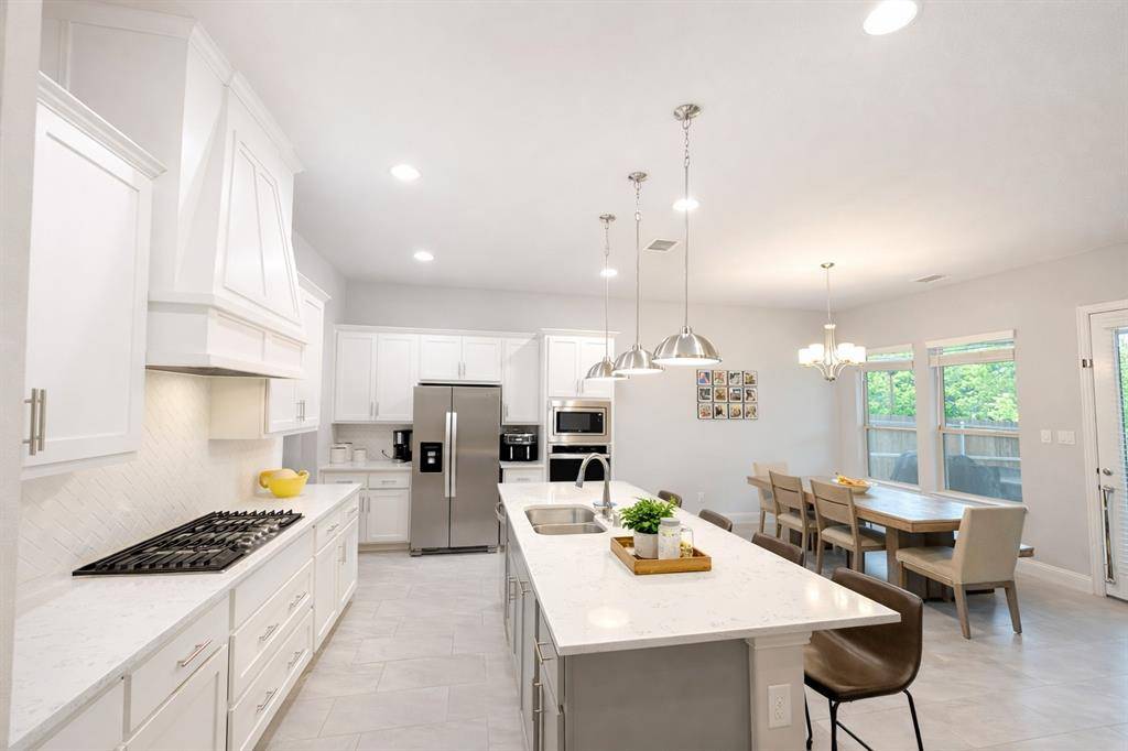 253 Landon Trail, Fate, TX 75189