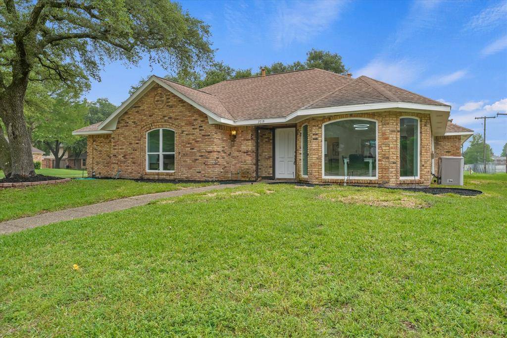 3718 Thornhill Way, Rowlett, TX 75088