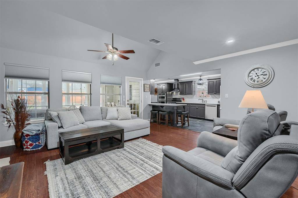 105 Franklin Court, Pottsboro, TX 75076