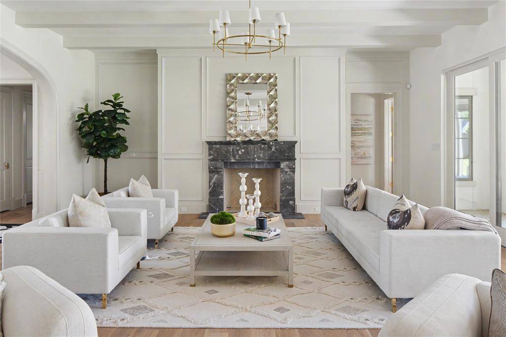 4222 Willow Grove Road, Dallas, TX 75220