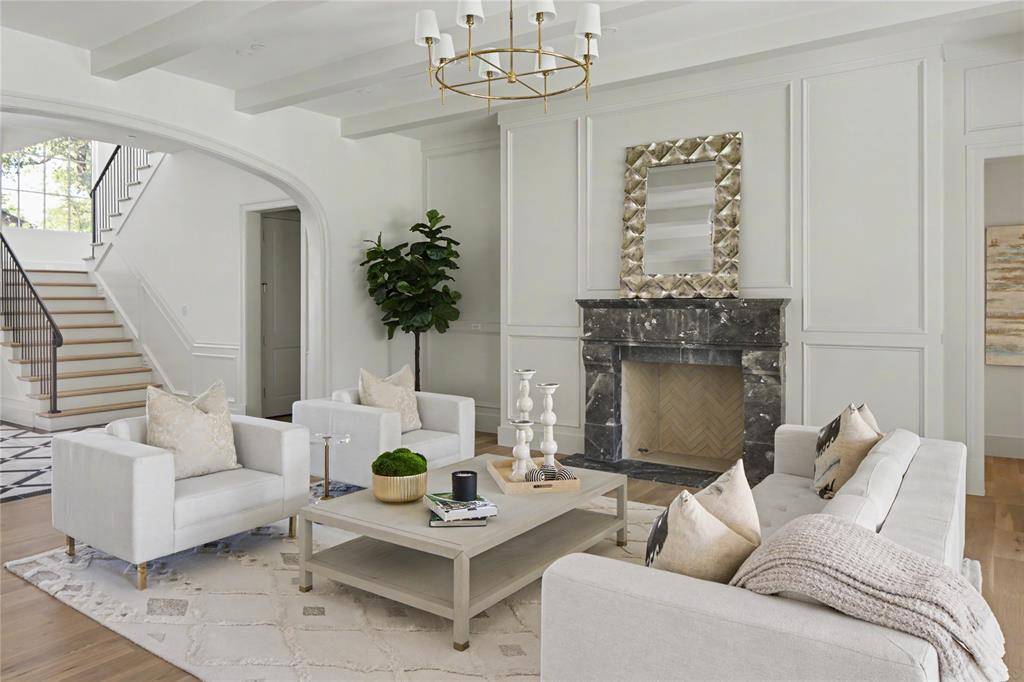 4222 Willow Grove Road, Dallas, TX 75220