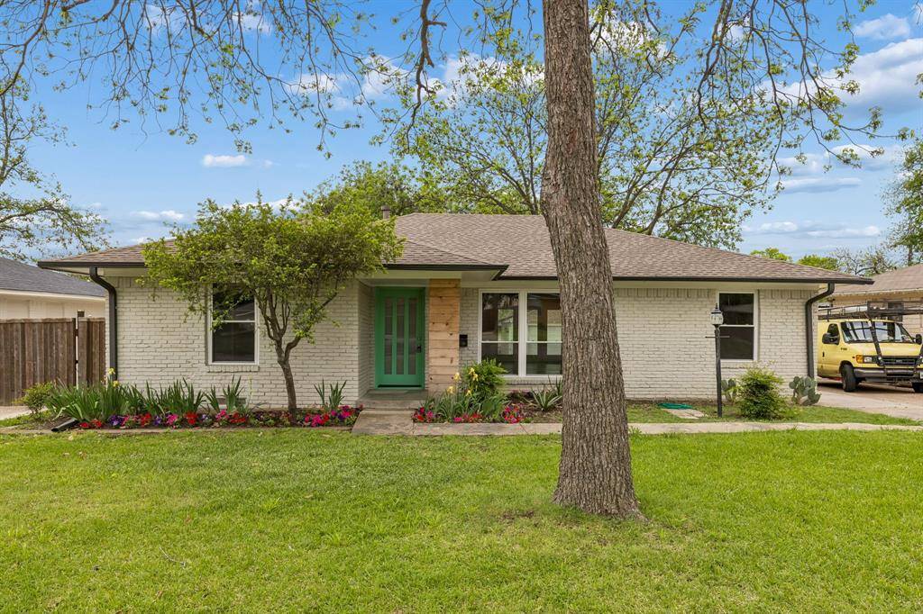 2812 San Medina Avenue, Dallas, TX 75228