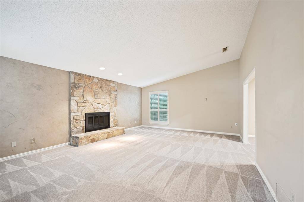 804 Firewheel Trail, Fort Worth, TX 76112