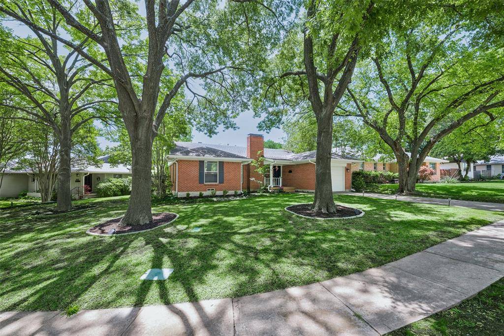 733 Kirkwood Drive, Dallas, TX 75218