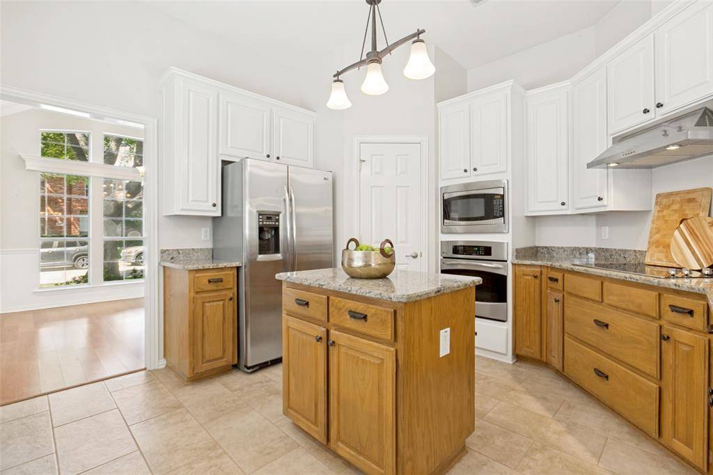 5844 Willow Wood Lane, Dallas, TX 75252