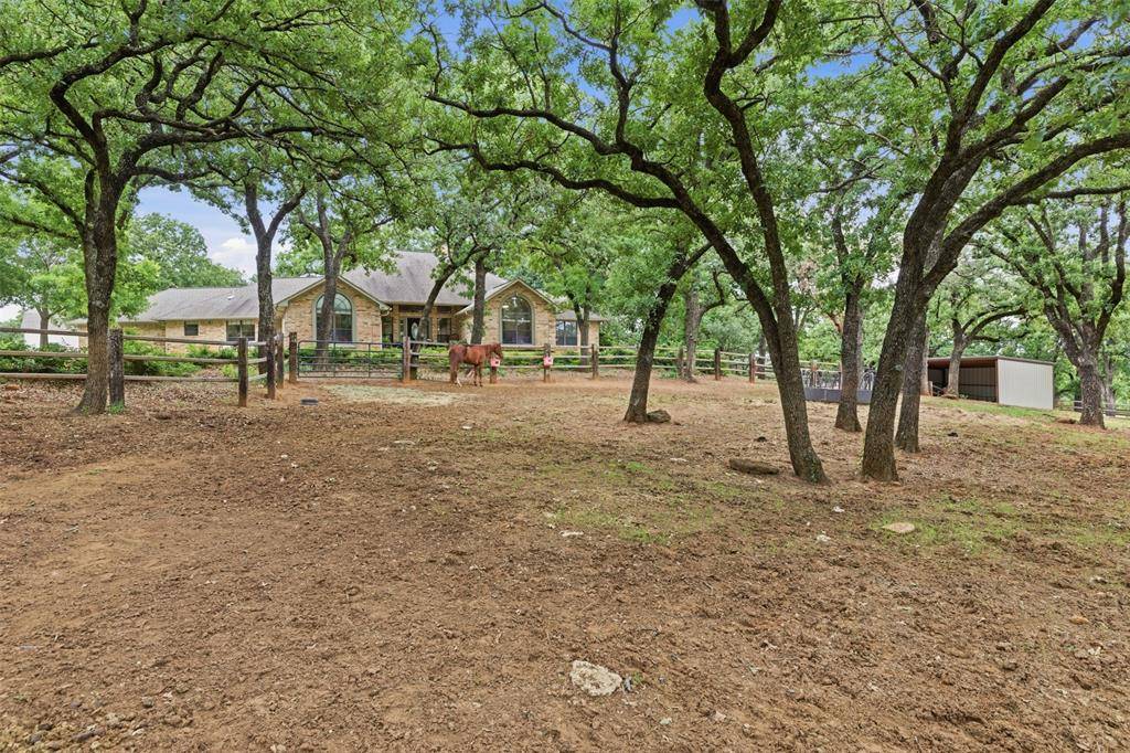 5400 Mitchell Saxon Road, Fort Worth, TX 76140