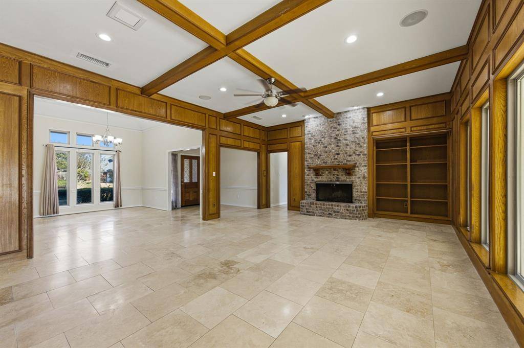 3332 Gatwick Place, Farmers Branch, TX 75234
