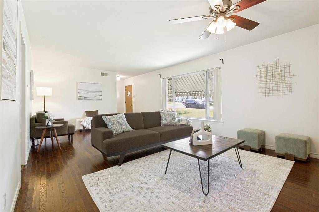 301 Hillcrest Avenue, Richardson, TX 75081