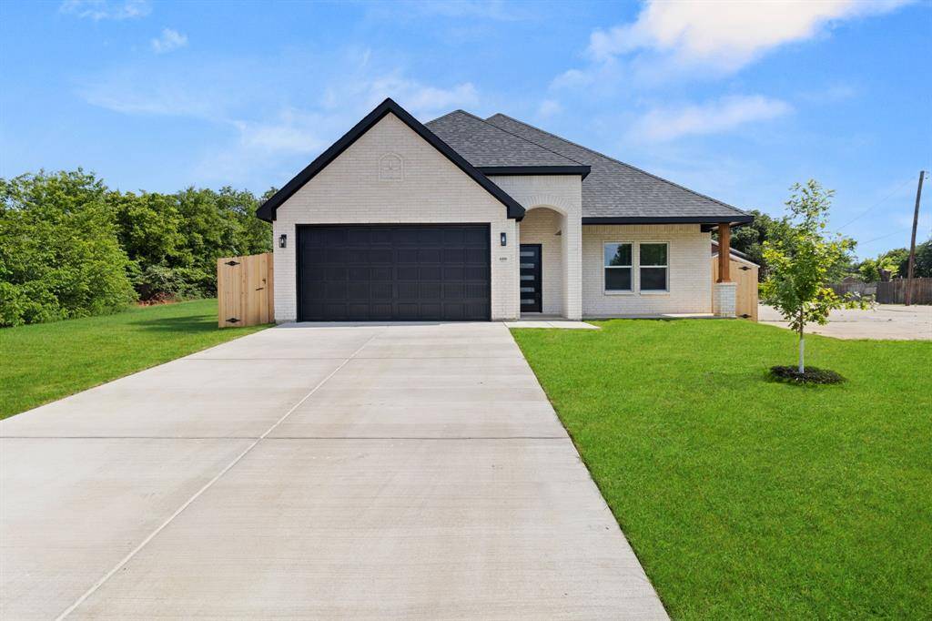 4406 Baylor Street, Fort Worth, TX 76119