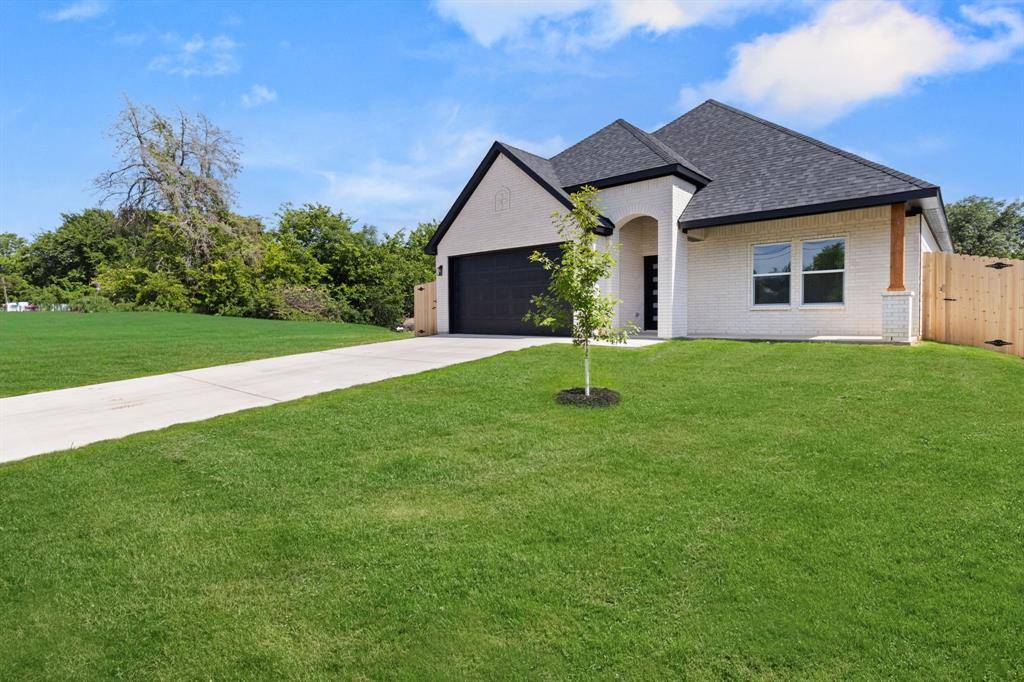 4406 Baylor Street, Fort Worth, TX 76119