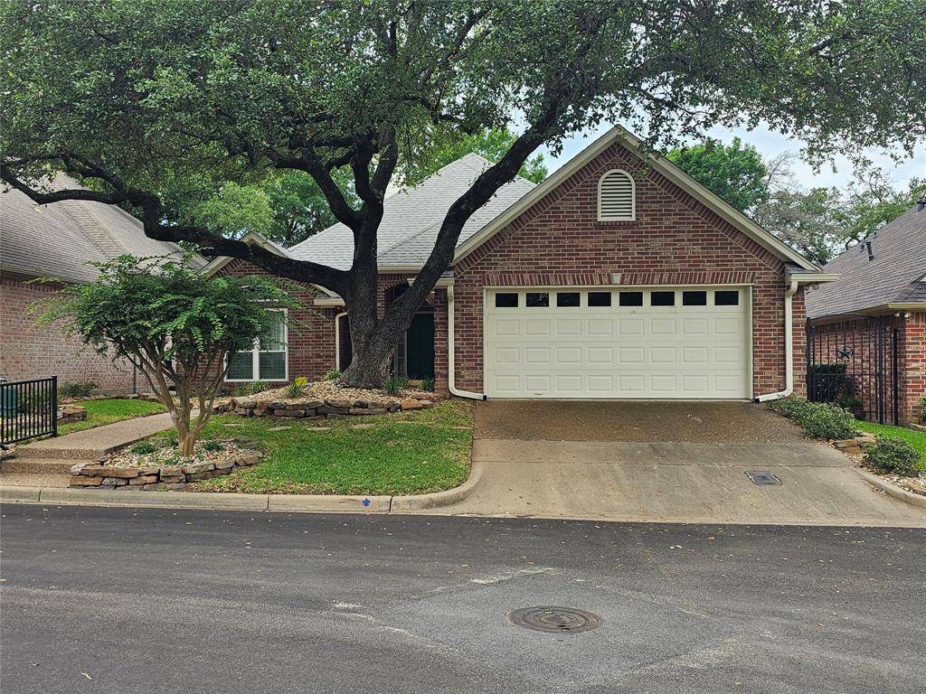 109 Kingston Drive, Woodway, TX 76712