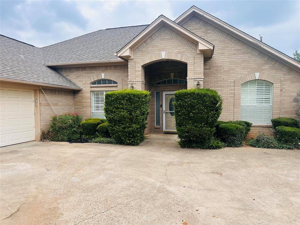 705 Quail Walk, Cleburne, TX 76033