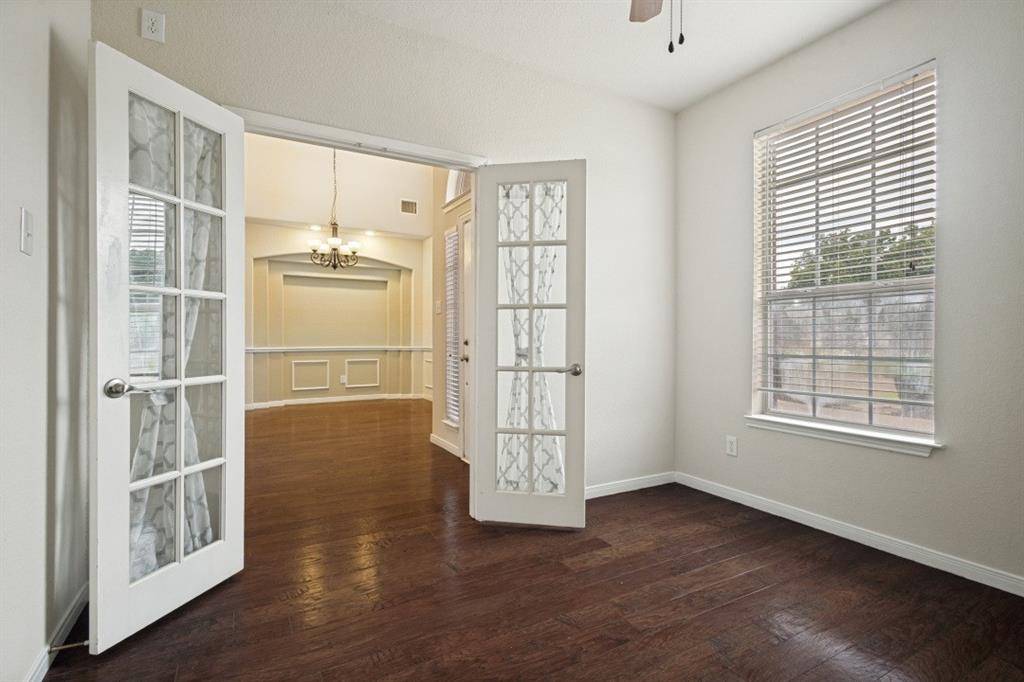 302 Village Trail, Trophy Club, TX 76262
