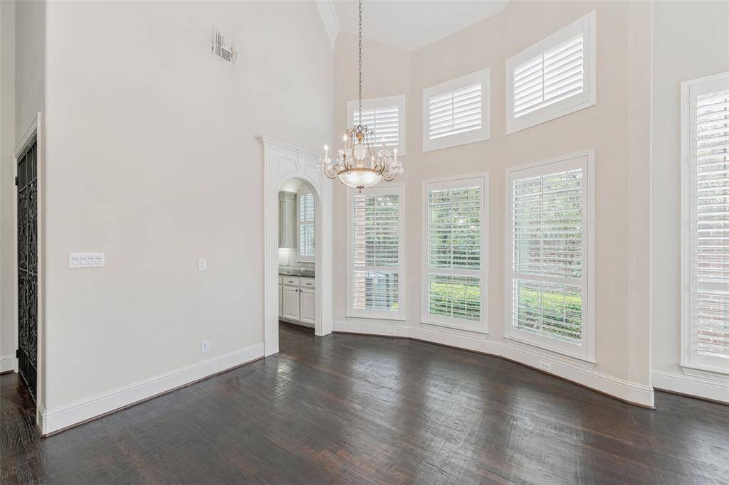 9131 Cochran Bluff Lane, Dallas, TX 75220