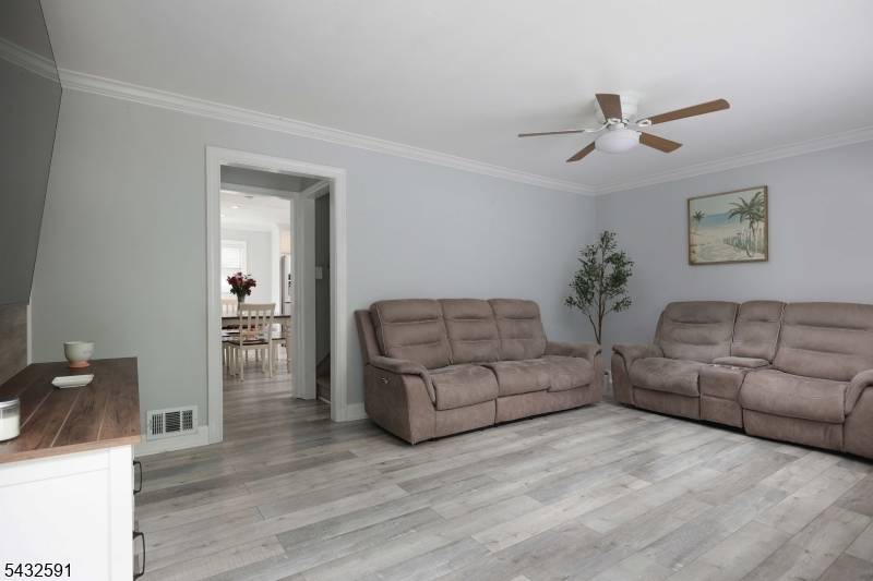 481 Albermarle St, Rahway City, NJ 07065
