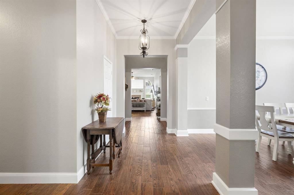 1004 Dover Heights Trail, Mansfield, TX 76063