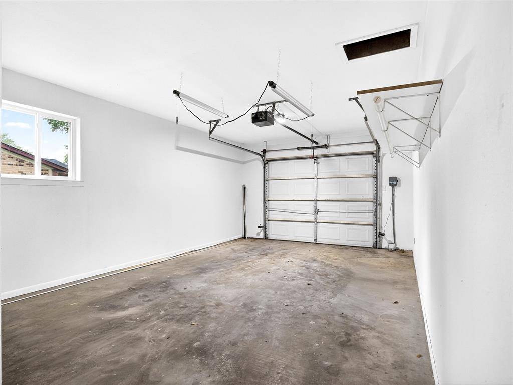 1011 Sheridan Lane, Cleburne, TX 76033