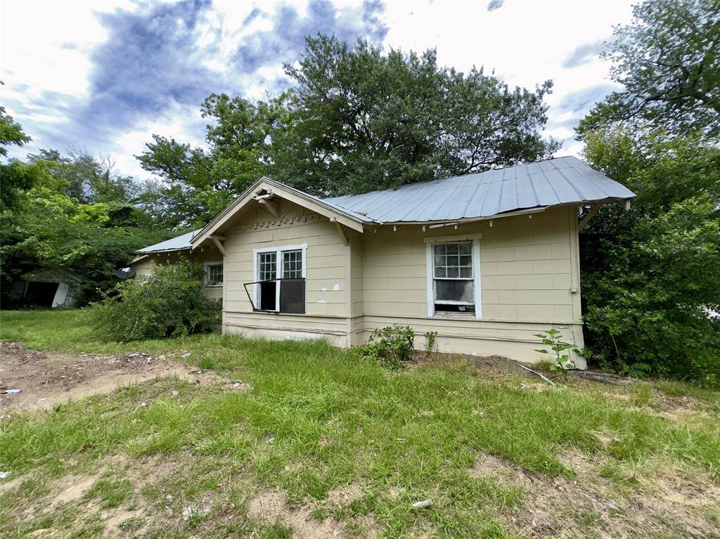 606 Houston Street, Sulphur Springs, TX 75482