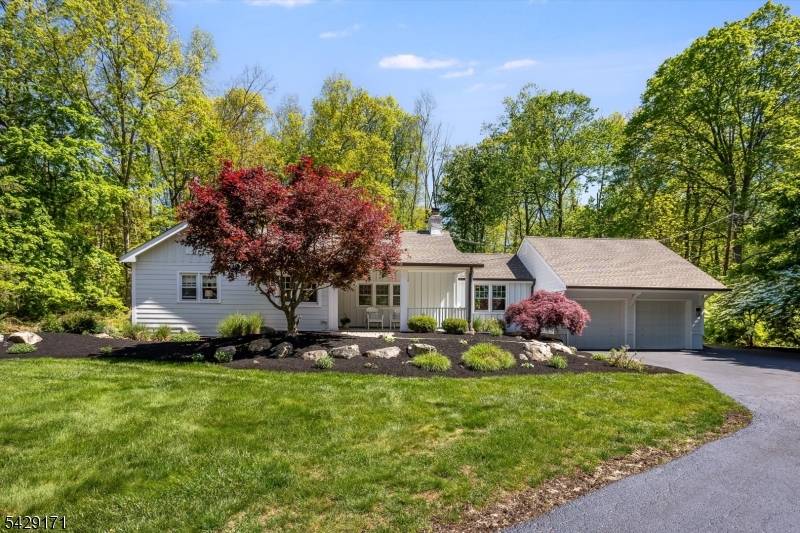 3 Laurel Pl, Chester Twp., NJ 07930
