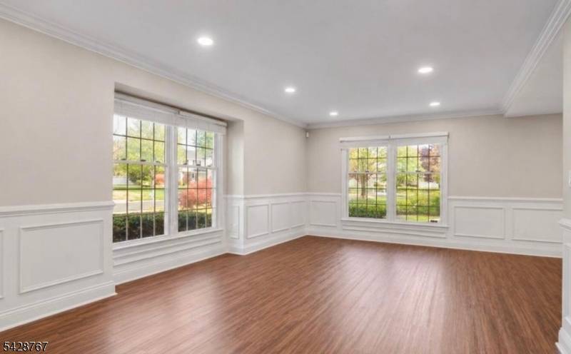 55 Alexandria Dr, Manalapan Twp., NJ 07726