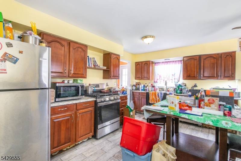 128 Highland Blvd, Keansburg Boro, NJ 07734